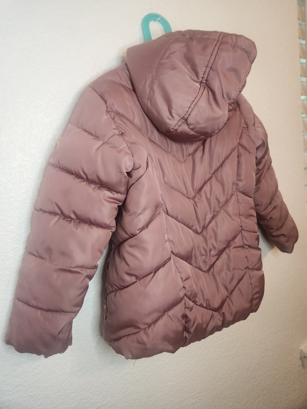 Girls Mauve Puffer Jacket with Faux Fur Trim - Picture 9 of 16